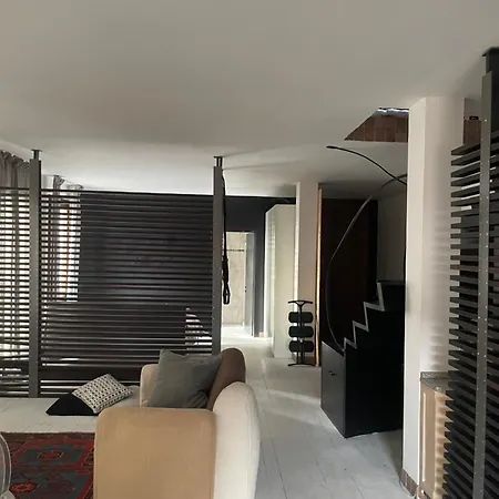 Rooftop Open Space Apartment Stra