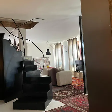 Rooftop Open Space * Stra