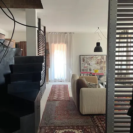 Rooftop Open Space Apartment Stra